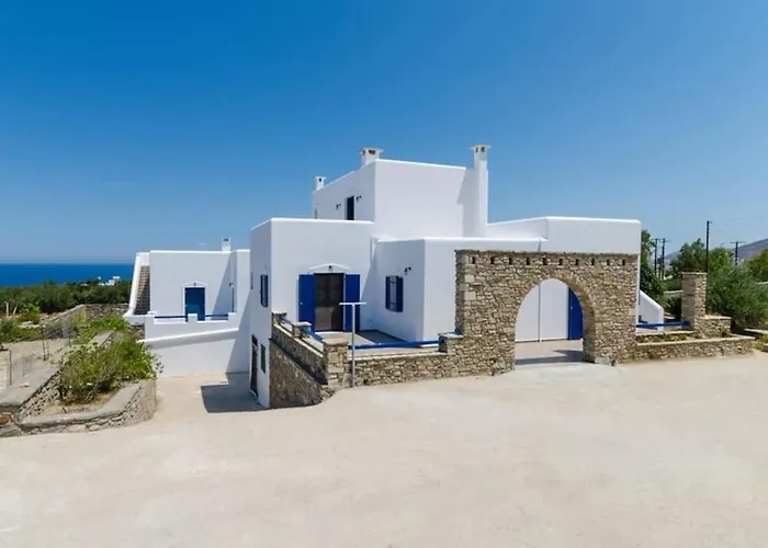 Dream Paros, Private Pool فيلة Sarakíniko